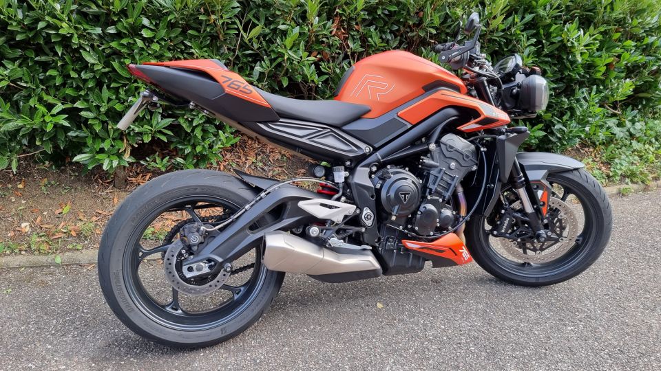 TRIUMPH STREET TRIPLE 765 R 4
