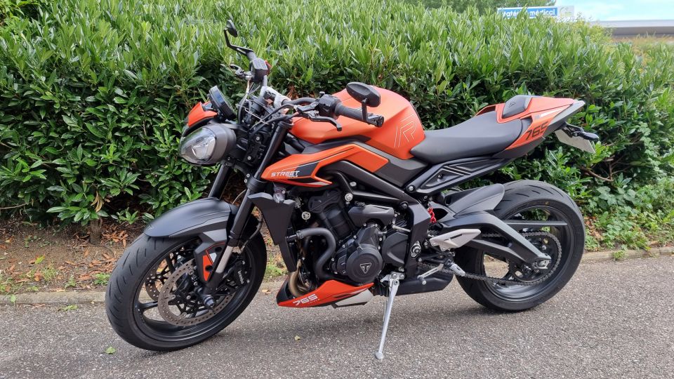 TRIUMPH STREET TRIPLE 765 R 4