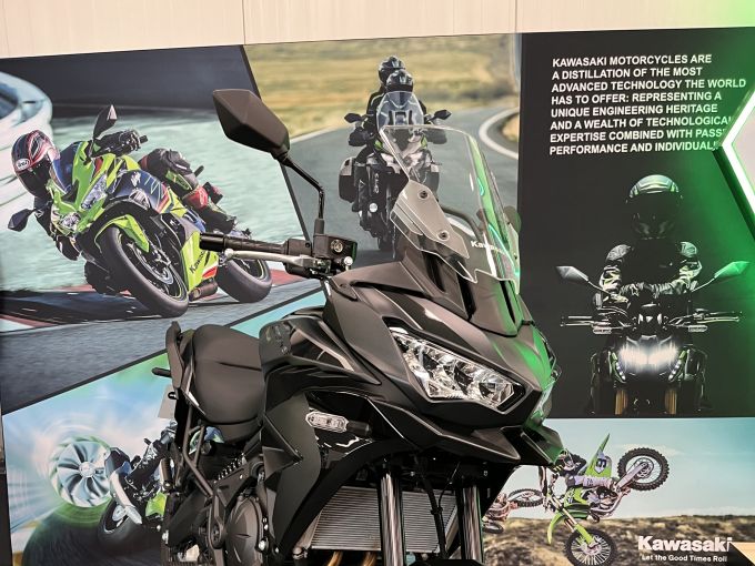 KAWASAKI VERSYS 650 4