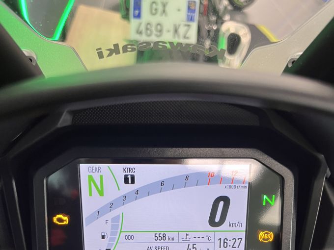 KAWASAKI VERSYS 650 4