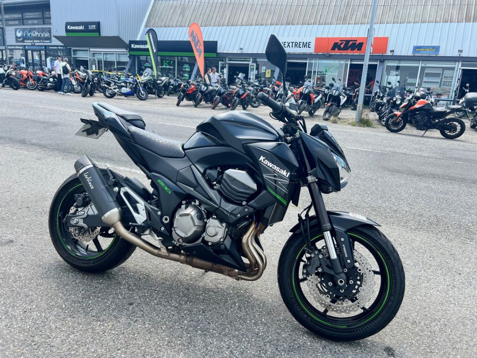 KAWASAKI Z800 4