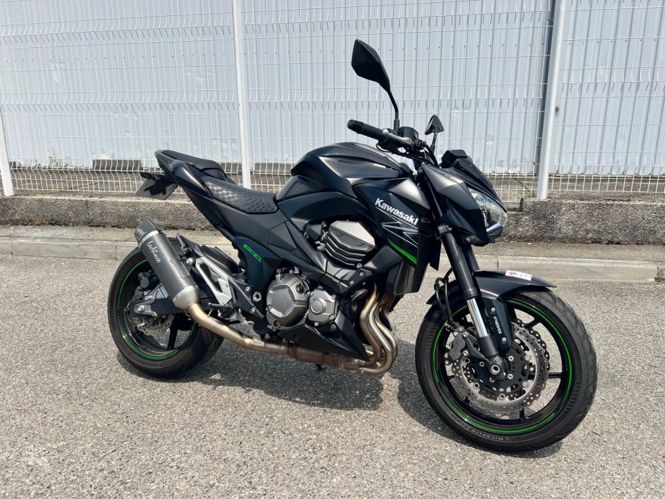 KAWASAKI Z800 4