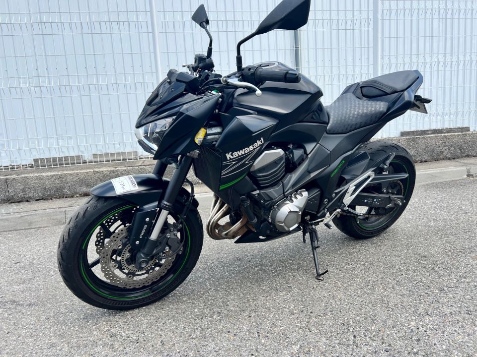 KAWASAKI Z800 4