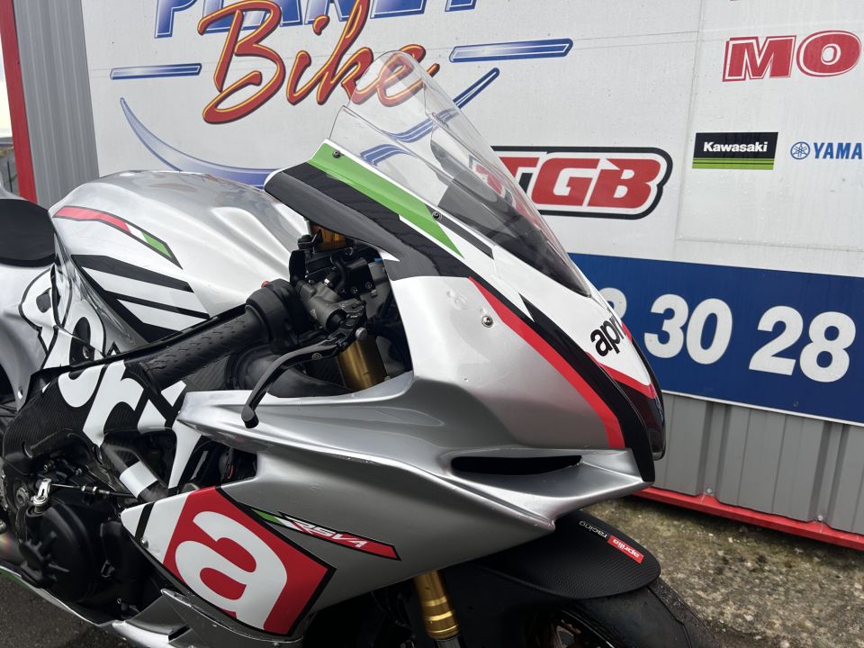 APRILIA RSV4 1000 RR 4