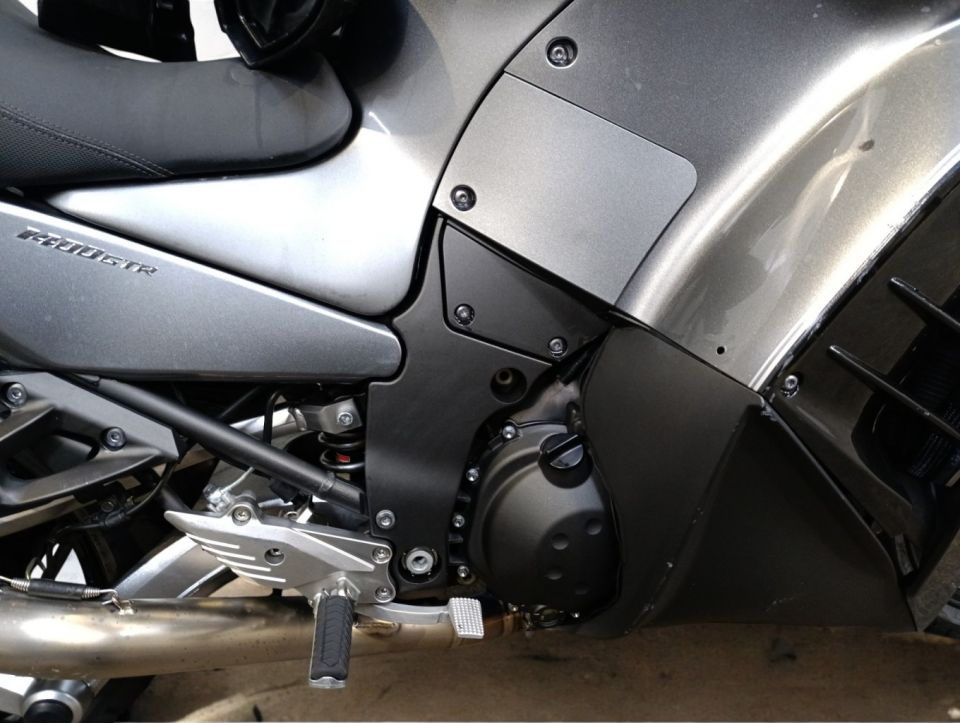 KAWASAKI GTR 1400 4