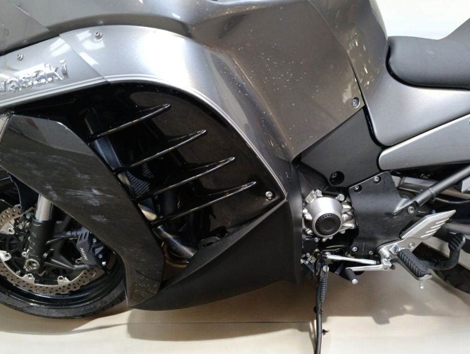 KAWASAKI GTR 1400 4