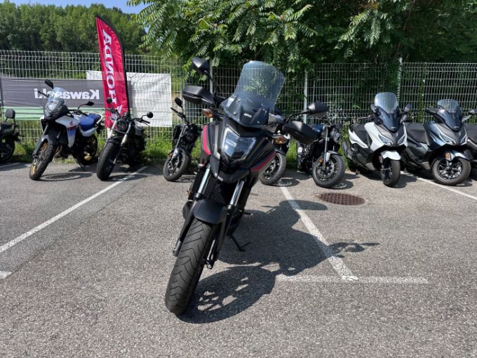 HONDA NC750X 4