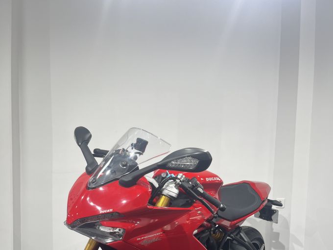 DUCATI SUPERSPORT 937 4