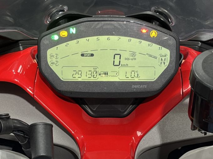 DUCATI SUPERSPORT 937 4