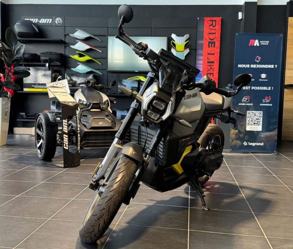 CAN-AM PULSE 73 35 KW 4