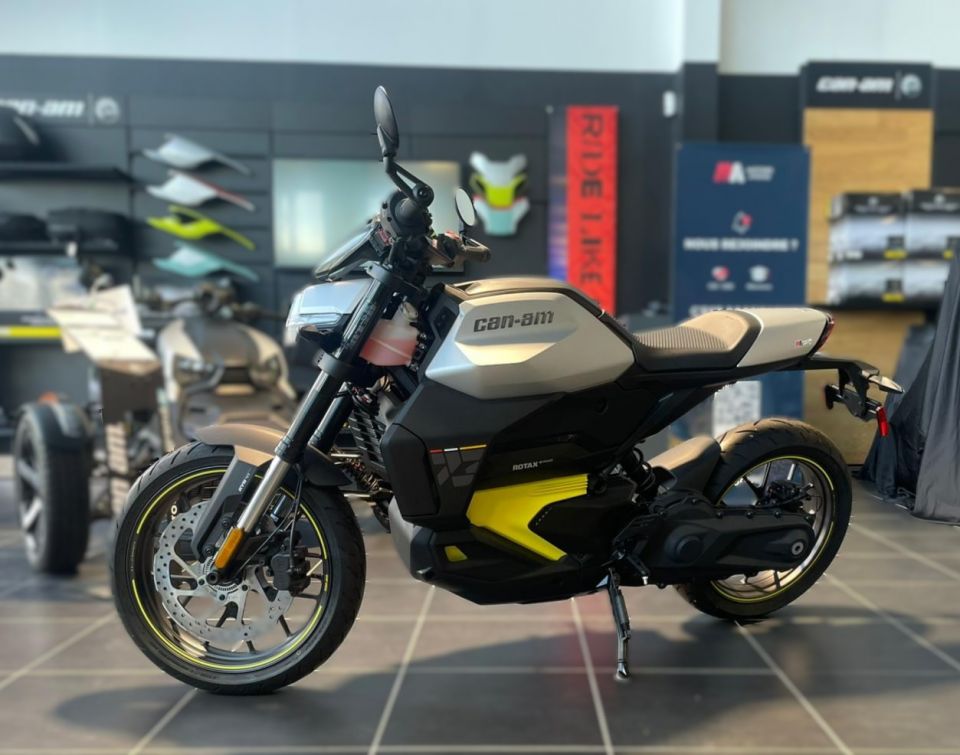 CAN-AM PULSE 73 35 KW 4