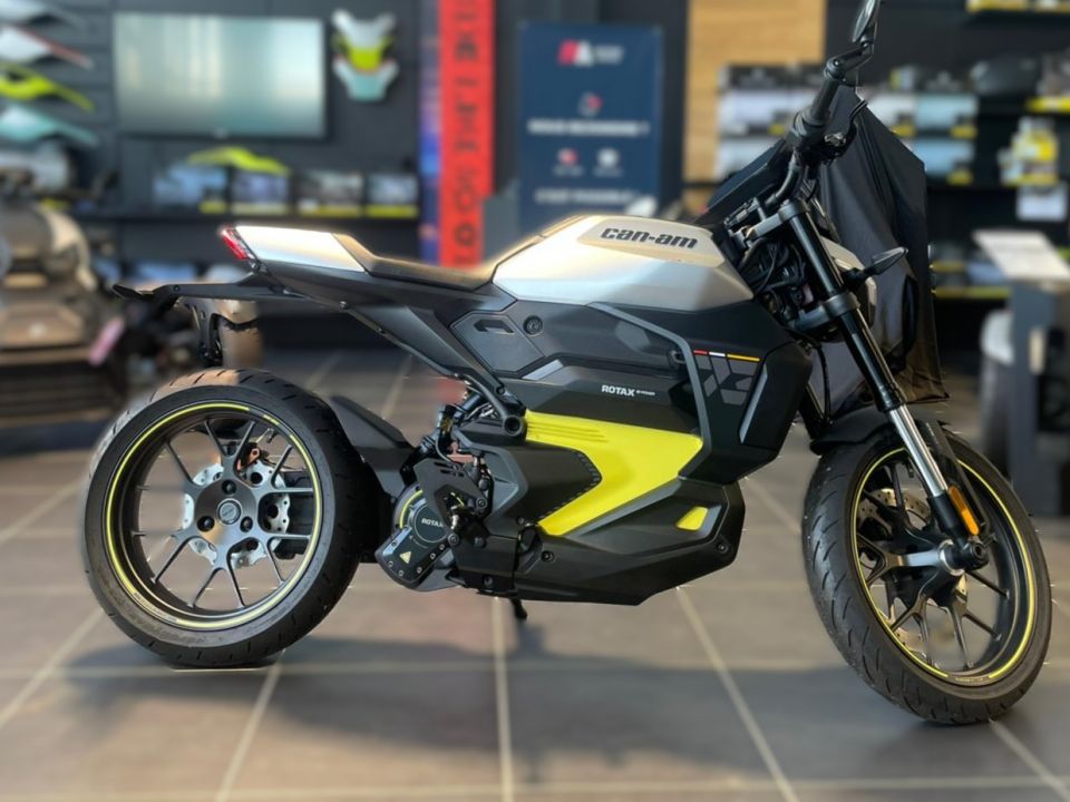 CAN-AM PULSE 73 35 KW 4