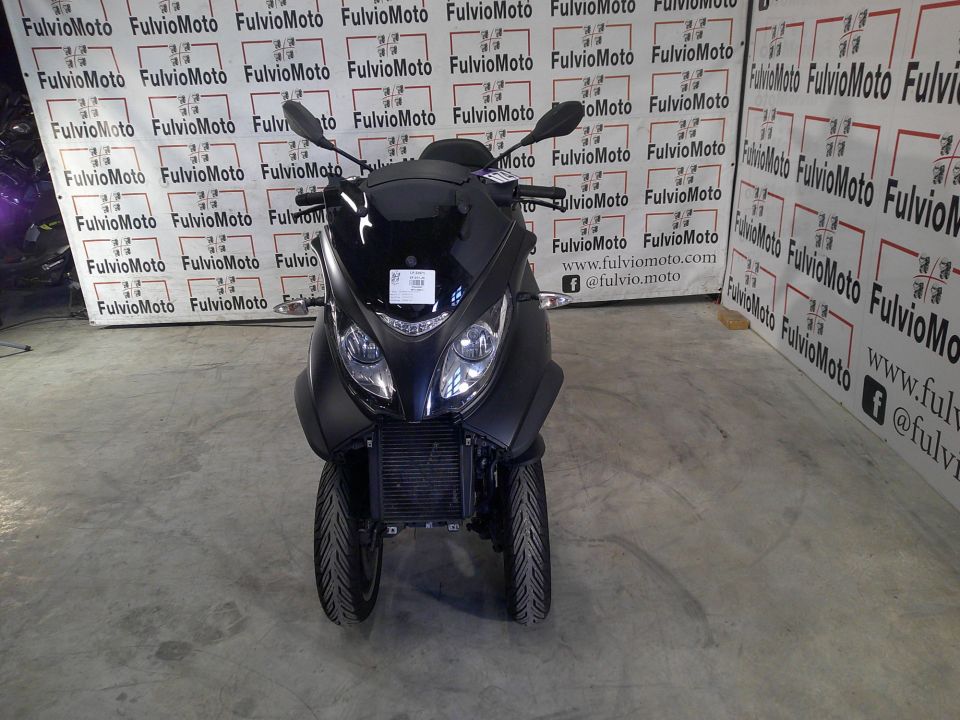 PIAGGIO MP3 500 LT 4