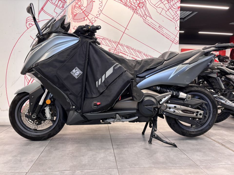 KYMCO AK 550 4