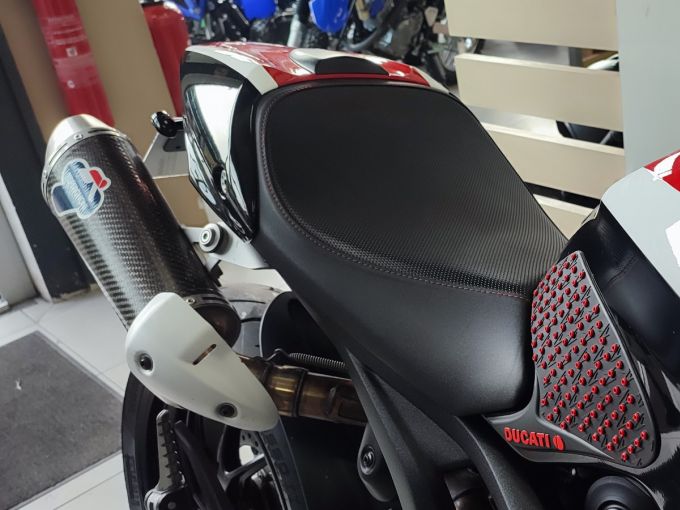 DUCATI 796 MONSTER 4