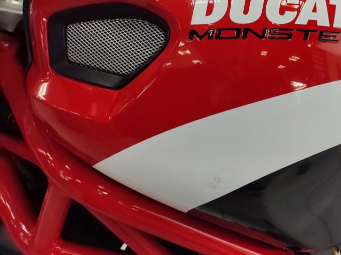 DUCATI 796 MONSTER 4