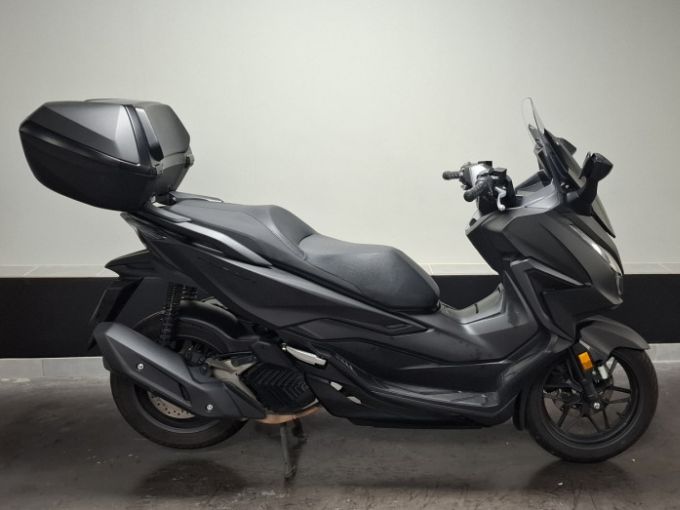 HONDA FORZA 125 ABS 4