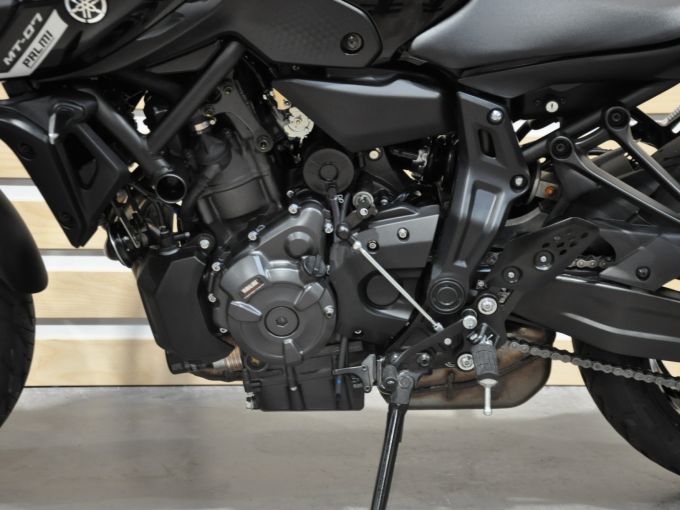 YAMAHA MT-07 PURE 35KW 4
