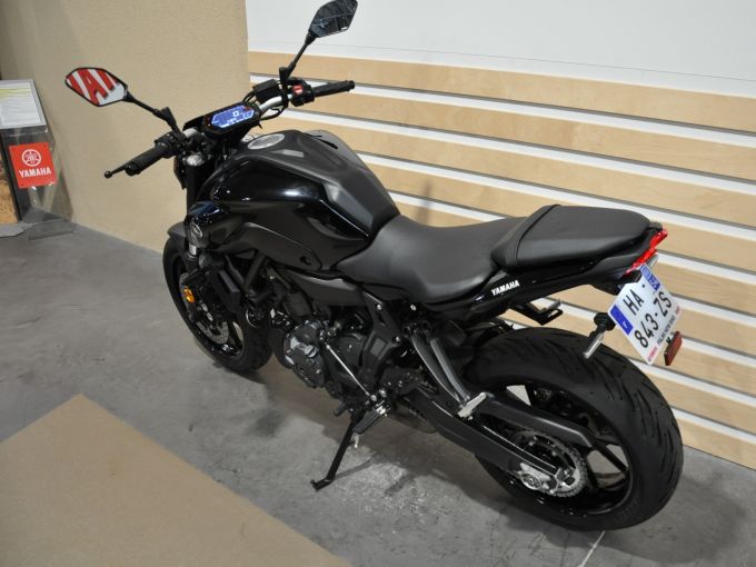 YAMAHA MT-07 PURE 35KW 4