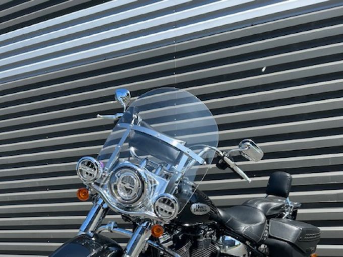 HARLEY-DAVIDSON SOFTAIL HERITAGE 1745 CLASSIC 4