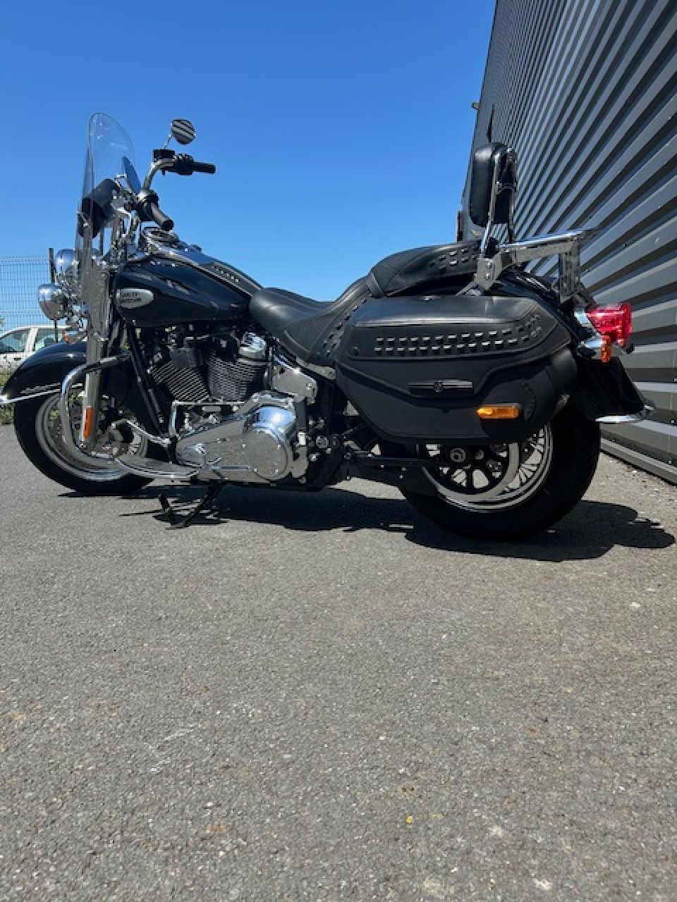 HARLEY-DAVIDSON SOFTAIL HERITAGE 1745 CLASSIC 4