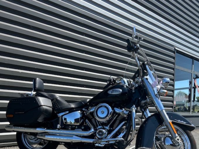 HARLEY-DAVIDSON SOFTAIL HERITAGE 1745 CLASSIC 4