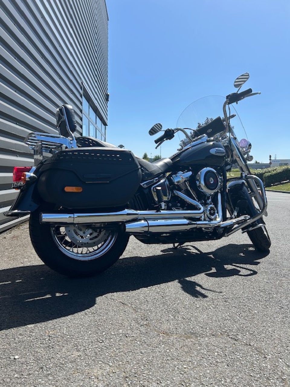 HARLEY-DAVIDSON SOFTAIL HERITAGE 1745 CLASSIC 4