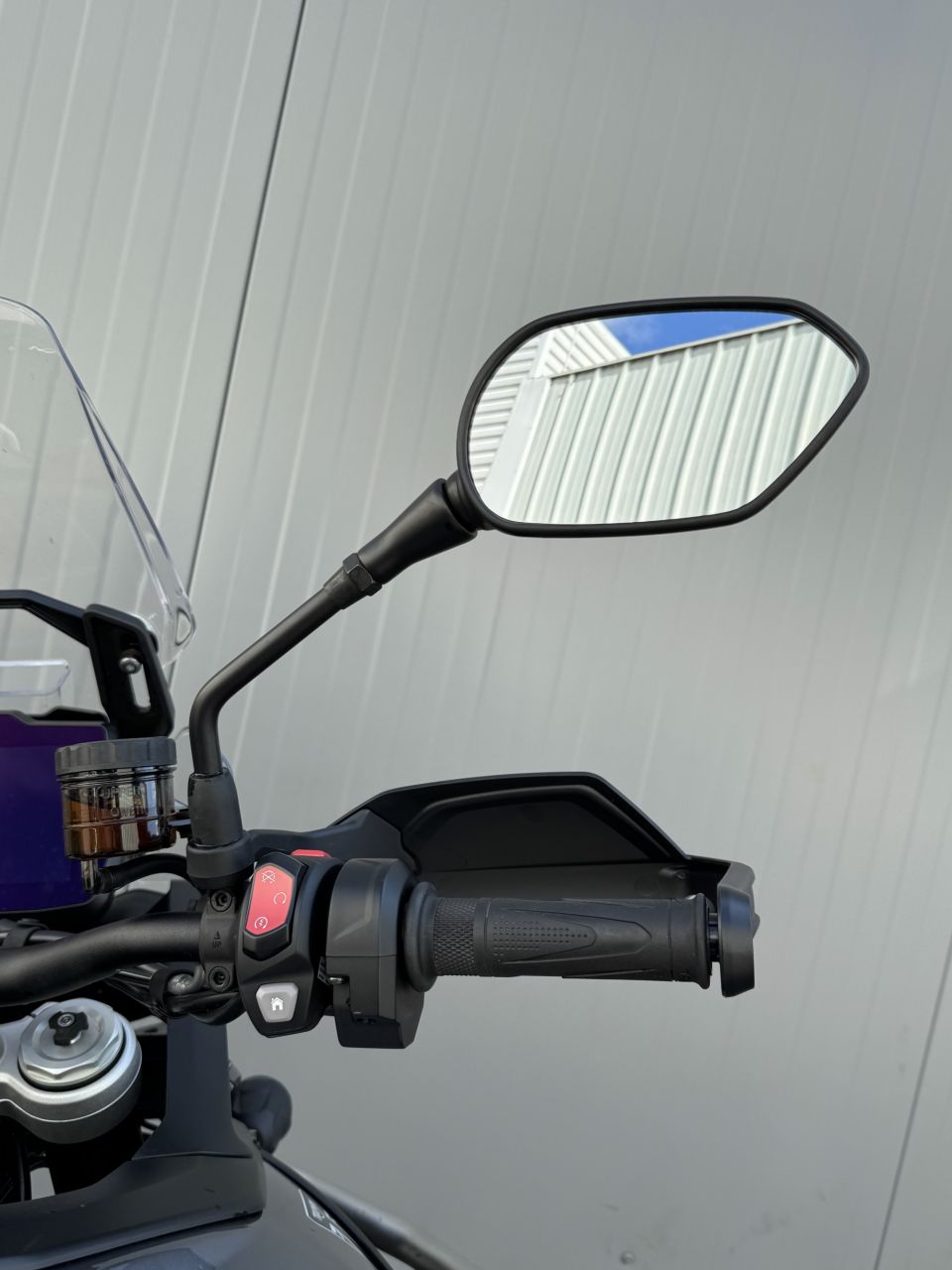 TRIUMPH Tiger 900 GT PRO 4