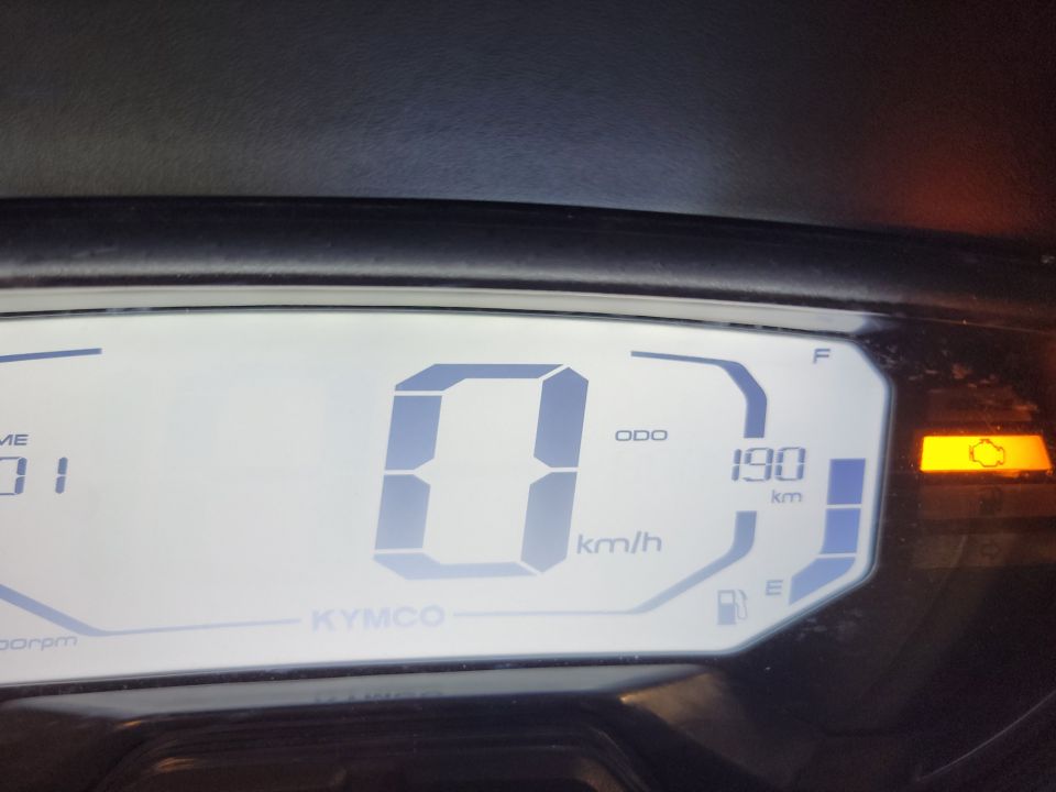 KYMCO SKYTOWN 125 4