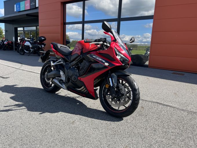 HONDA CBR 650  R 4