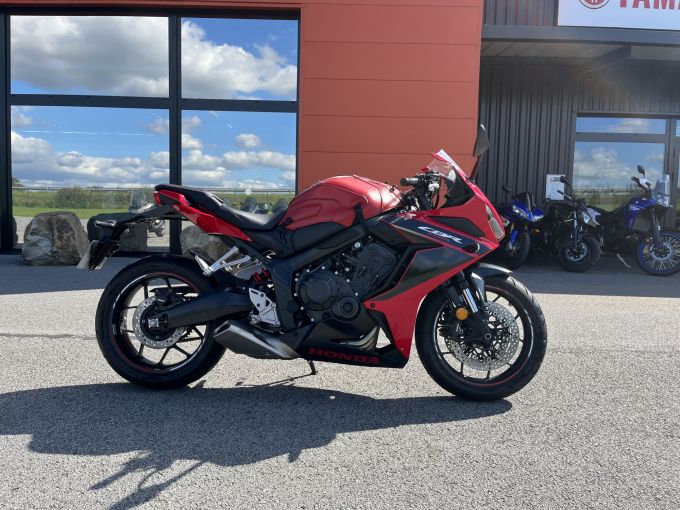 HONDA CBR 650  R 4