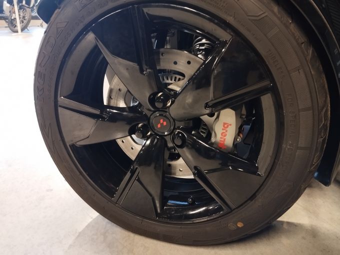 CAN-AM SPYDER F3 LIMITED 4
