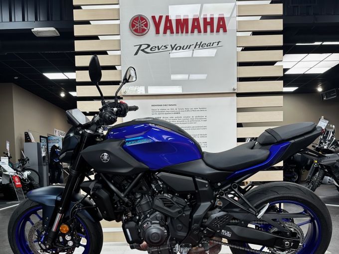YAMAHA MT-07 (47.5CV) 4