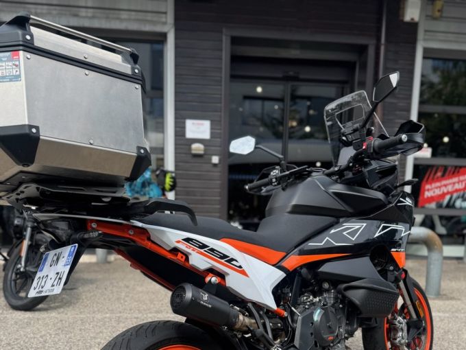 KTM 890 SMT 4