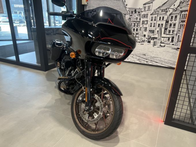 HARLEY-DAVIDSON TOURING ROAD GLIDE 1748 ST 4