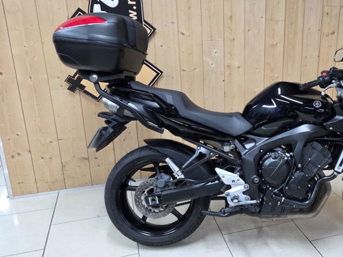 YAMAHA FZ6 600 FAZER S2 4