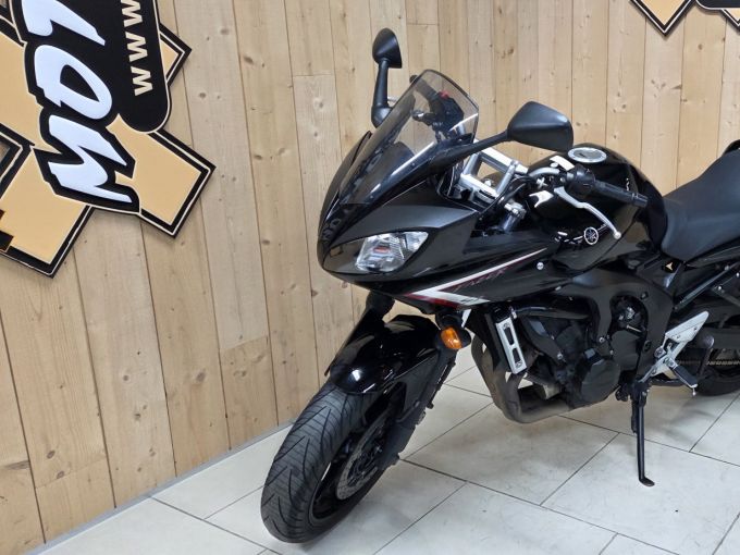 YAMAHA FZ6 600 FAZER S2 4
