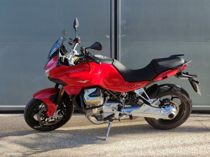MOTO GUZZI V100  MANDELLO 4