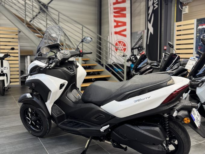 YAMAHA TRICITY 300 4