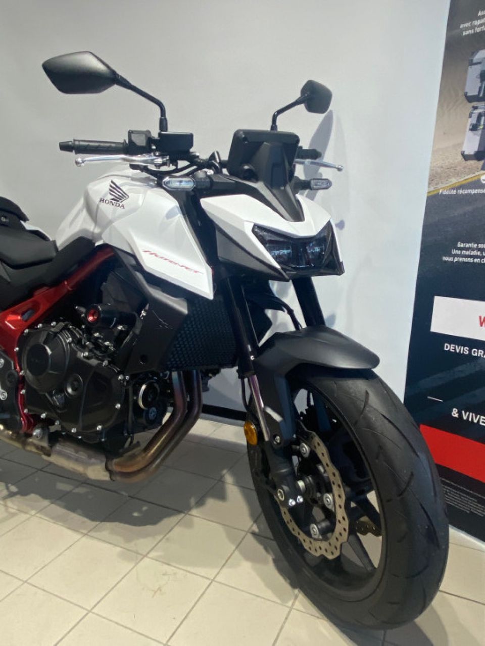 HONDA CB 750 HORNET 4