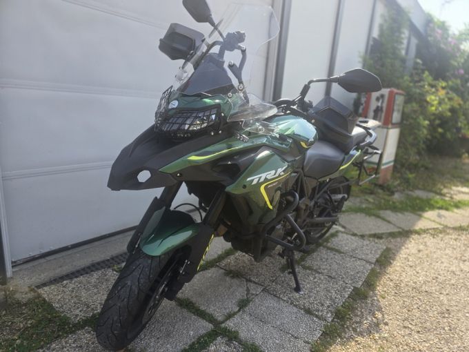 BENELLI TRK 502 4