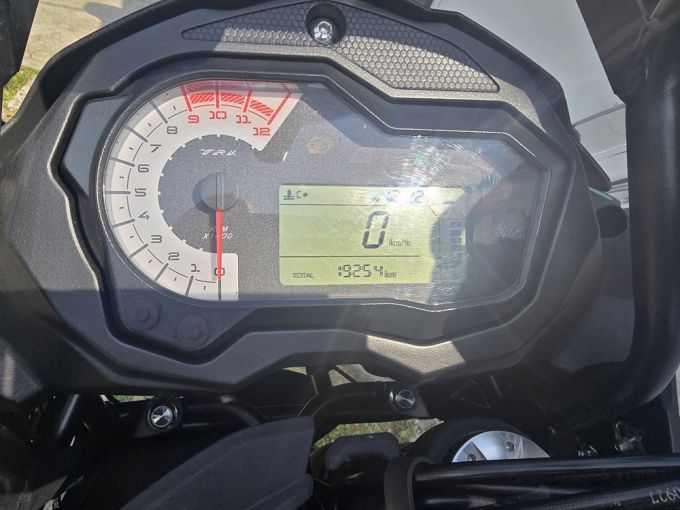 BENELLI TRK 502 4