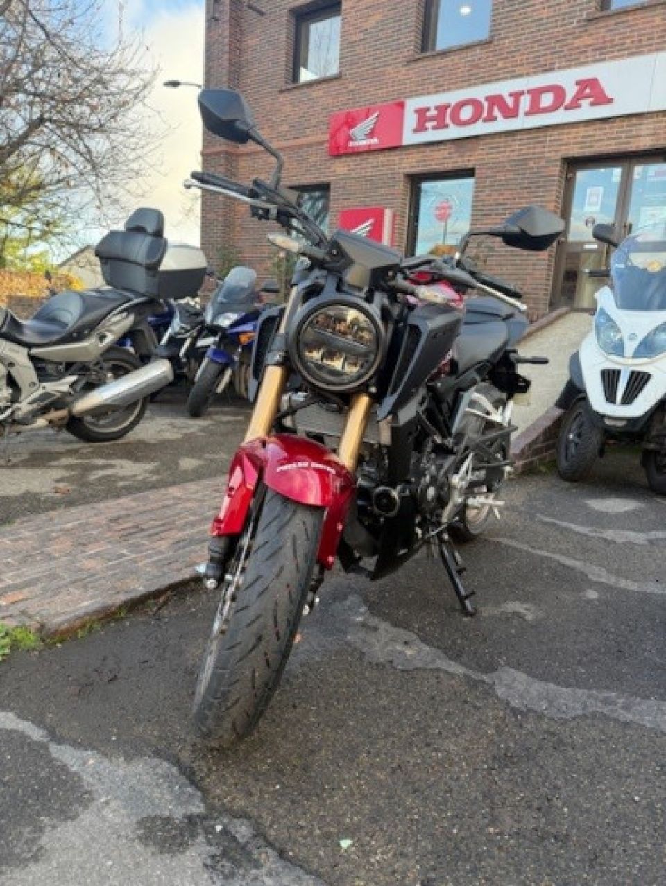 HONDA CB125R 4