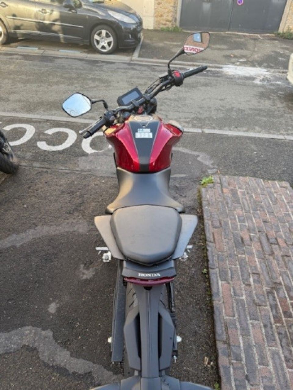 HONDA CB125R 4