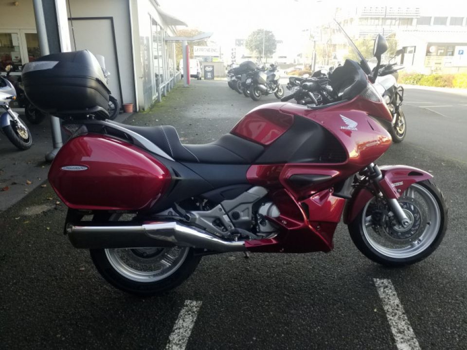 HONDA DEAUVILLE 700 4