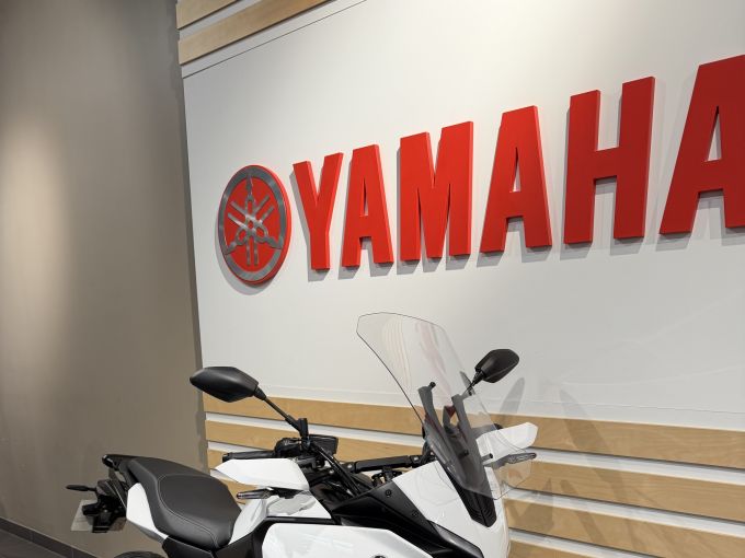 YAMAHA TRACER 7 4