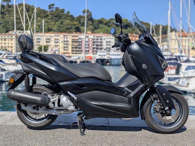 YAMAHA X-MAX 125 IRON MAX 4