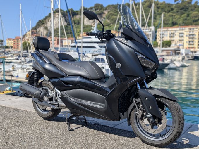 YAMAHA X-MAX 125 IRON MAX 4