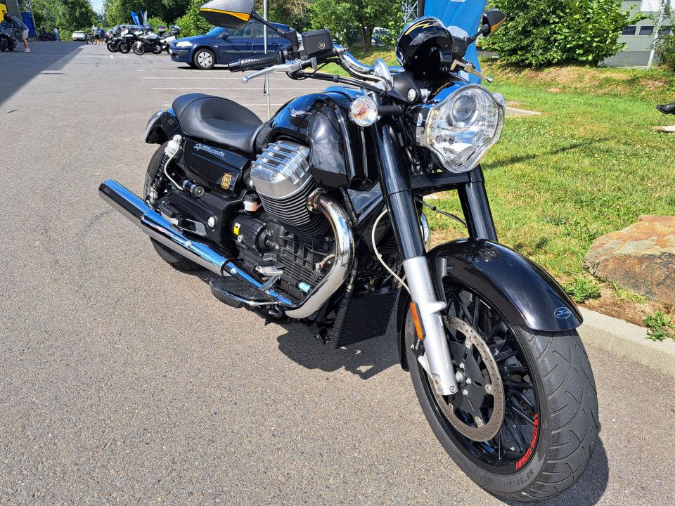 MOTO GUZZI CALIFORNIA 4