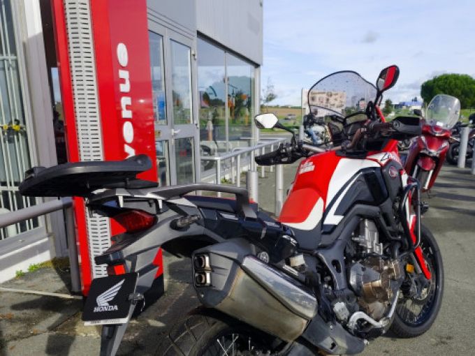 HONDA AFRICA TWIN CRF1000D DCT 4